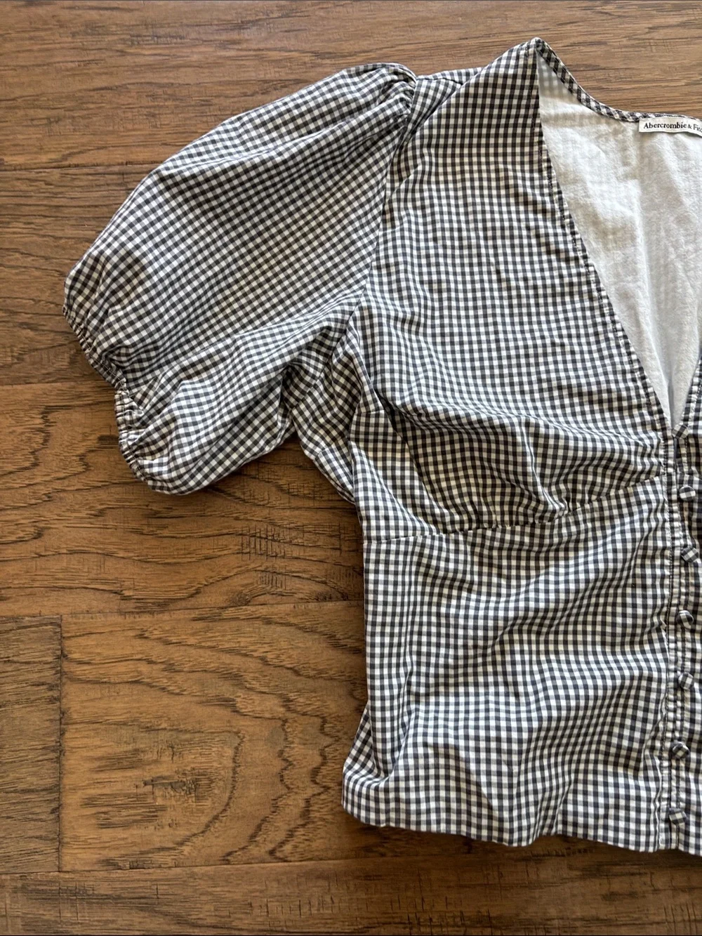 Gingham Puff-Sleeve Button-Front Women's Top